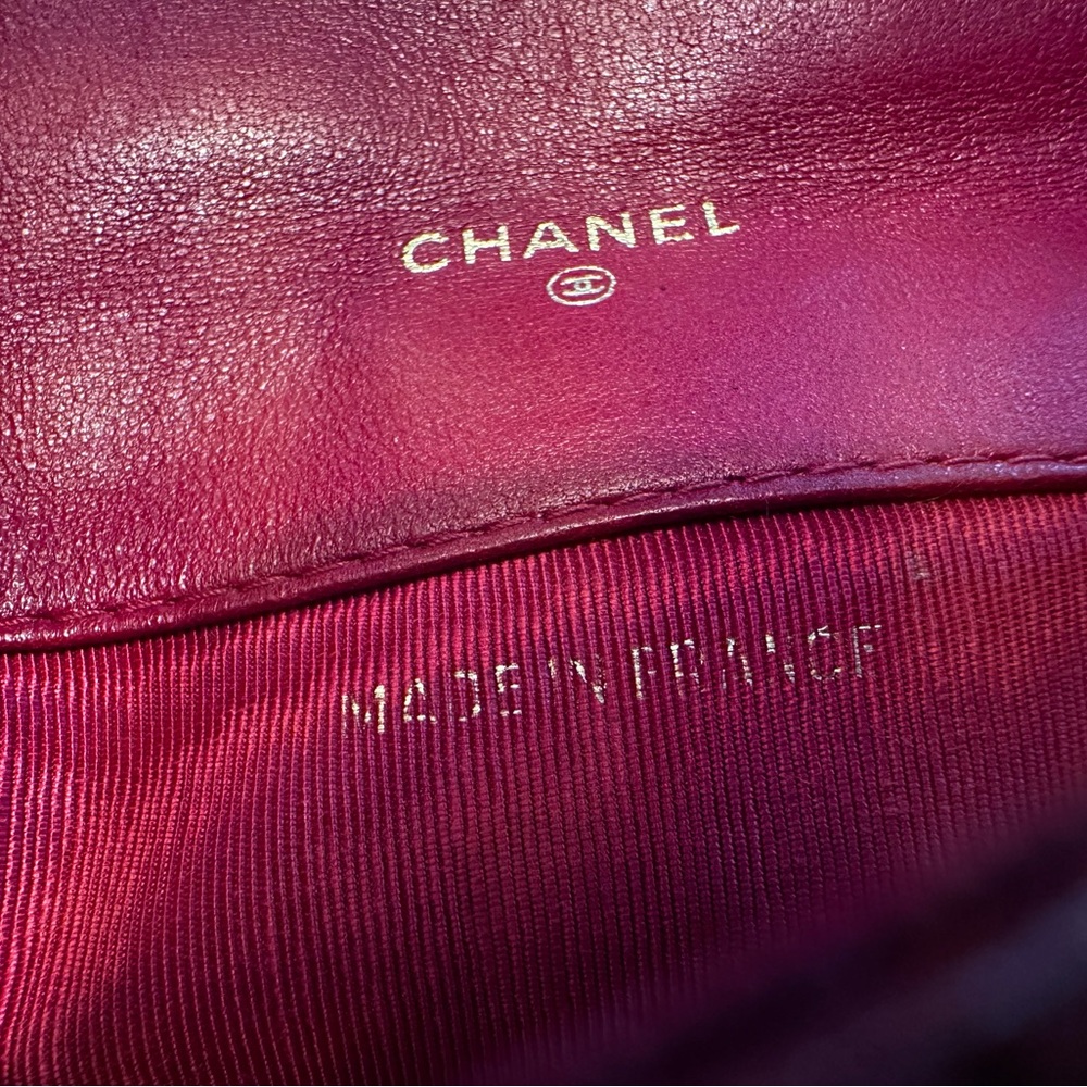 CHANEL Red Quilted Leather Envelope Clutch - Picture 3 of 5